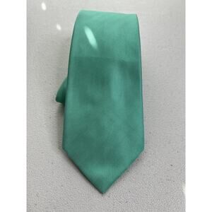 Saddlebred Solid Green Pattern Tie NWOT
